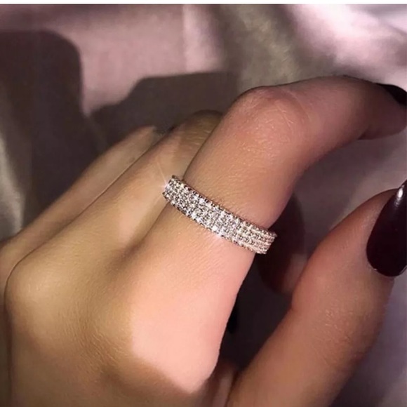 NEW! Elegant 925 silver ring 🔥🔥 - Picture 3 of 6